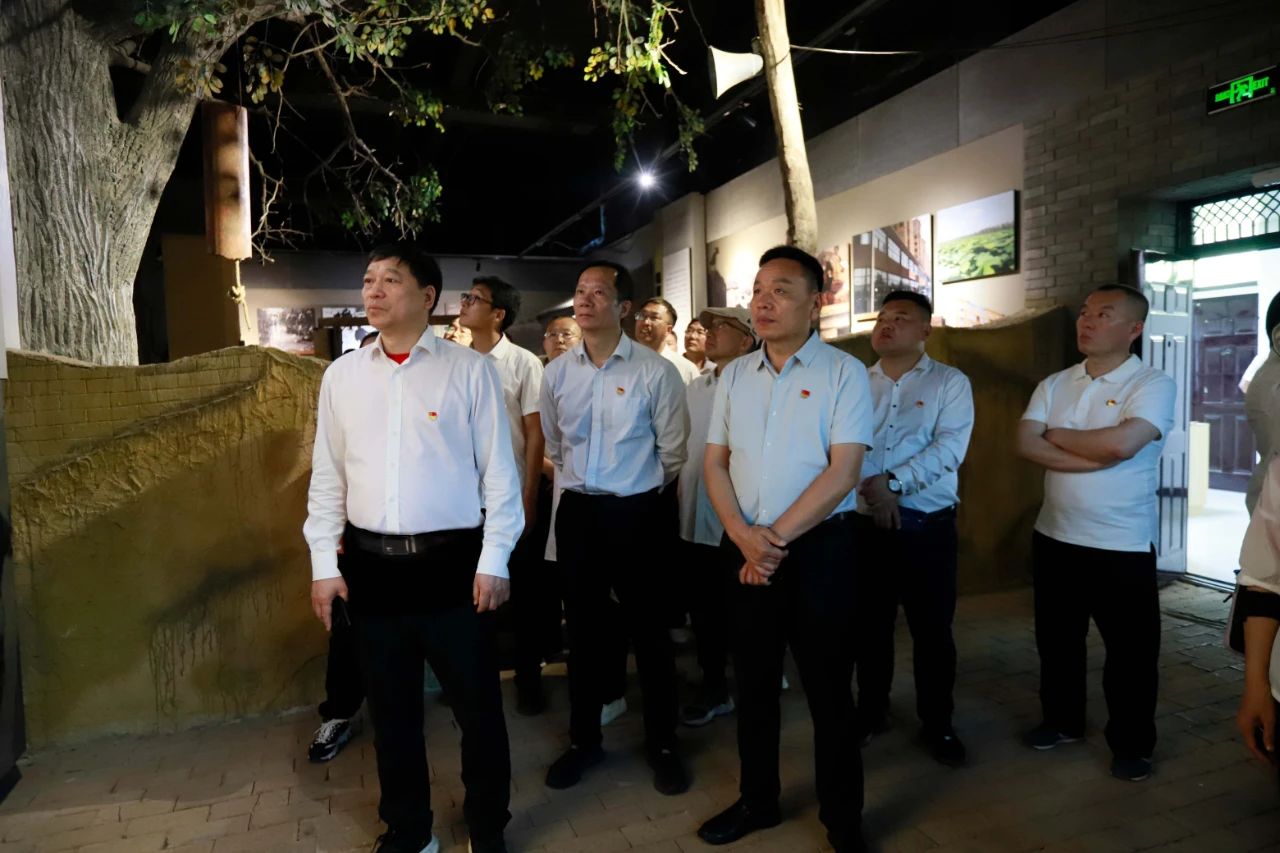 砥砺初心使命，汲取奋进力量丨B体育在线登录乳业集团党委组织开展学习“焦裕禄精神”主题党日活动