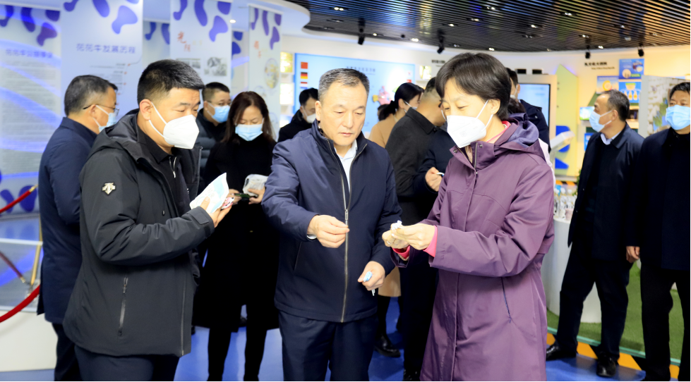快讯 | 沈阳市政府副市长郑滨一行莅临B体育在线登录乳业集团考察 快讯 | 沈阳市政府副市长郑滨一行莅临B体育在线登录乳业集团考察