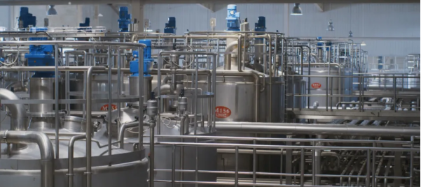 喜报 | B体育在线登录乳业集团被评为河南省第二批“两业”融合试点单位