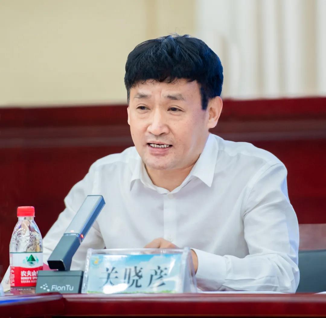 B体育在线登录| 兰考县人民政府与蒙牛、B体育在线登录达成战略合作 助力河南奶业高质量发展