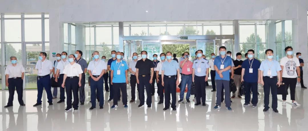 郑州市安全生产双重预防体系建设现场观摩会在B体育在线登录乳业集团郑州分公司召开