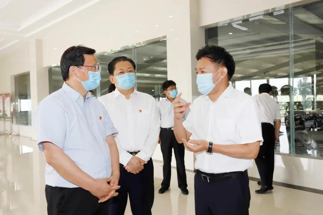 快讯 | 河南省委常委、省纪委书记、省监委主任任正晓莅临B体育在线登录乳业集团新蔡瑞亚牧场调研