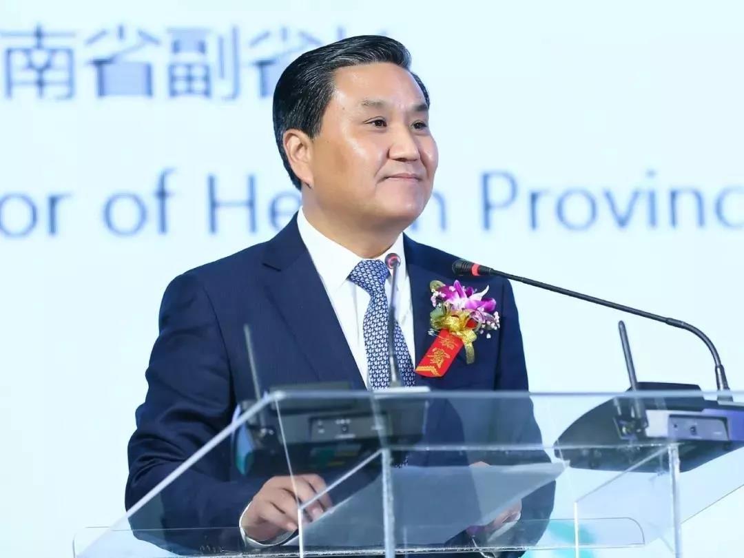 SDDDC走进河南，看看B体育在线登录的国际范儿！