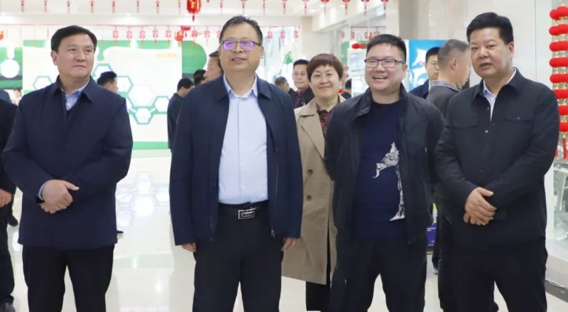 B体育在线登录丨驻马店市遂平县政协党组书记、主席张卫东一行莅临B体育在线登录鲁山瑞亚牧场参观