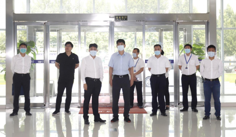 快讯丨河南省人民政府国有资产监督管理委员会副主任刘银志莅临B体育在线登录乳业集团参观座谈