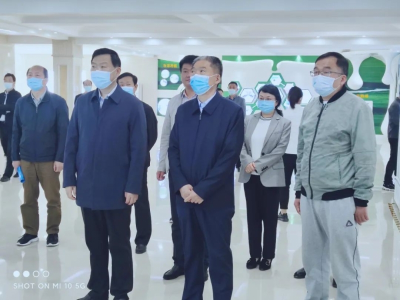 平顶山市人大常委会主任张明新莅临B体育在线登录鲁山瑞亚参观调研