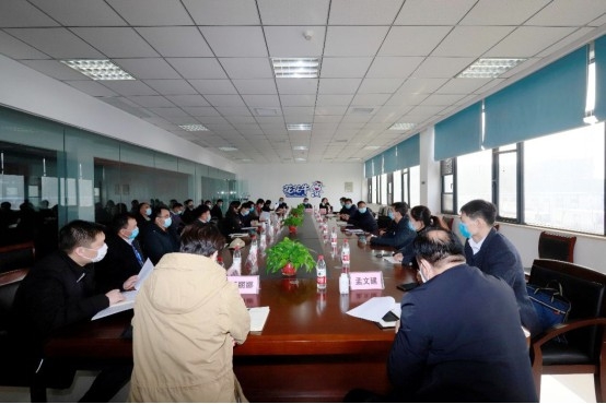 省委统战部副部长张红林一行莅临B体育在线登录乳业集团 调研复工复产暨二七区民营经济发展工作座谈会