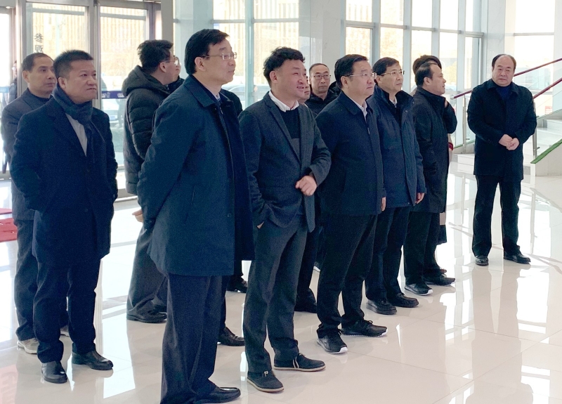 郑州市委副书记、市长王新伟莅临B体育在线登录乳业集团调研