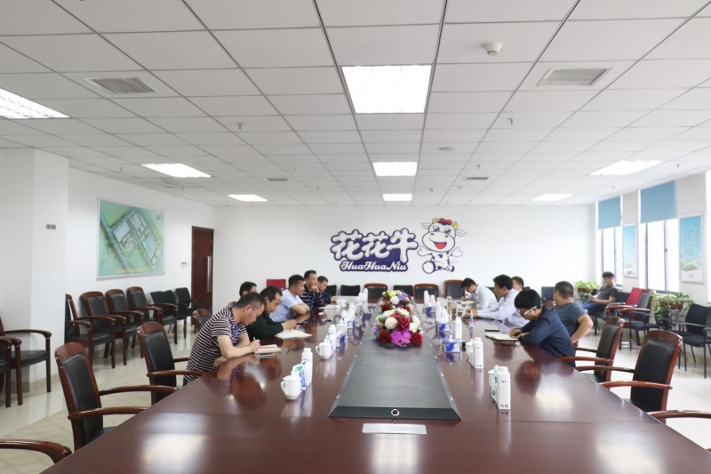 二七区张超副区长莅临B体育在线登录公司 调研指导工作